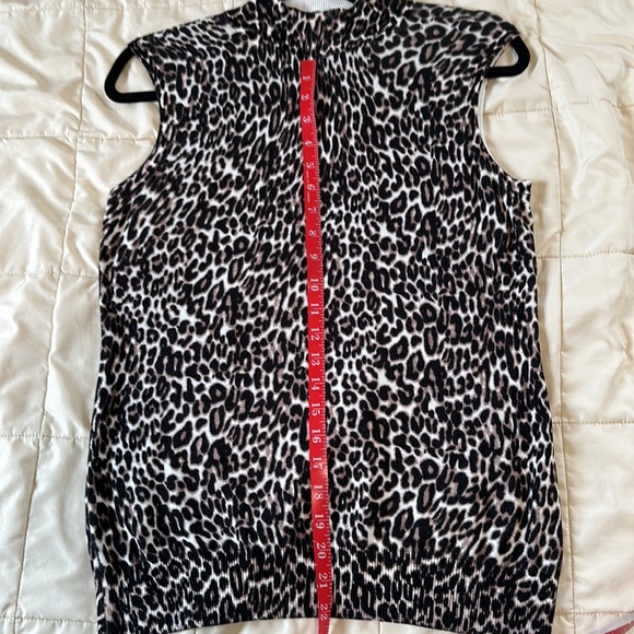 Cable & Gauge sleeveless turtleneck top shirt animal print size Large L - Picture 5 of 5